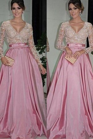 Lange Ärmeln Prinzessin Junoesque Abendkleid mit Reißverschluss mit Bordüre