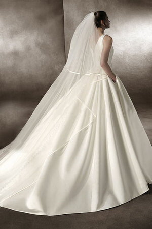 Duchesse-Linie Vintage Ehrenvoll Gesticktes Luxus Brautkleid