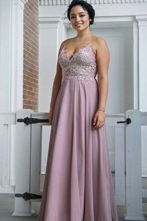 Normale Taille Neuere Empire Abendkleid mit V-Ausschnitt aus Chiffon