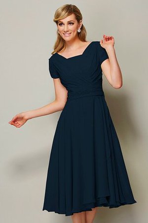 Kurze Ärmeln Normale Taille Chiffon Enges Brautjungfernkleid mit Rüschen