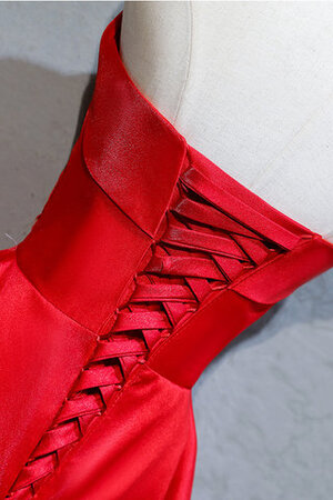 Normale Taille Wunderbar Romantisches Knielanges Ballkleid mit Stickerei