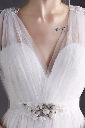 Anmutig Zeitloses Outdoor Reißverschluss Brautkleid mit Kristall