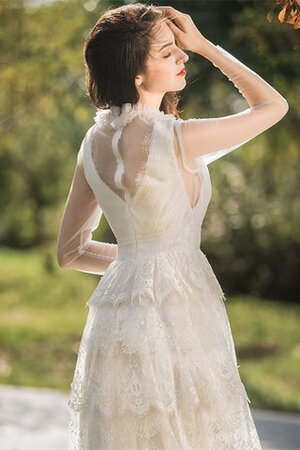 Anmutig Normale Taille Festliches Brautkleid mit Bordüre mit Mehrschichtigen Rüsche