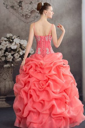 Duchesse-Linie Spaghetti Träger Quinceanera Kleid mit Applikation mit Rüschen