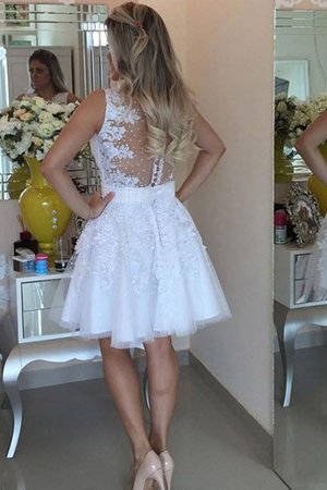 Natürliche Taile Chaming Prinzessin Kurzes Abiballkleid mit V-Ausschnitt