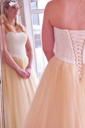 A Linie Trägerloser Ausschnitt Perlenbesetztes Bodenlanges Brautkleid für Übergröße