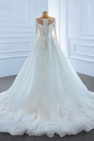 Bezaubernd Langärmeliges Bodenlanges Luxus Brautkleid aus Satin