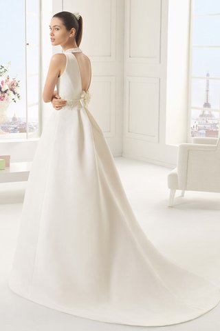 Schlichtes Elegantes Brautkleid mit Tasche mit Schleife