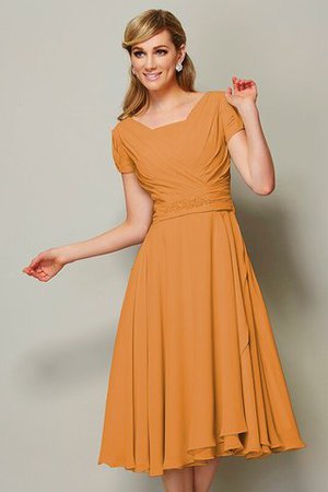 Kurze Ärmeln Normale Taille Chiffon Enges Brautjungfernkleid mit Rüschen