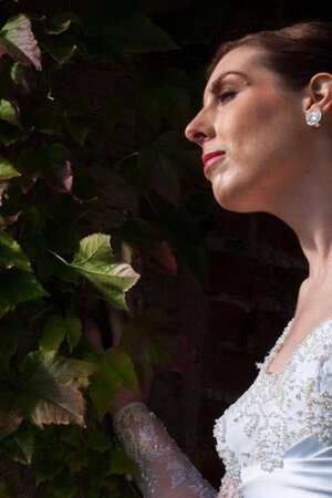 Spitze Klassisches Übergröße Brautkleid mit Knöpfen mit Applike