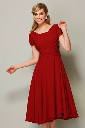 Kurze Ärmeln Normale Taille Chiffon Enges Brautjungfernkleid mit Rüschen