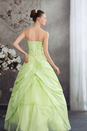 Duchesse-Linie Pick Up Paillettenbesetztes Quinceanera Kleid mit Herz-Ausschnitt mit Blume