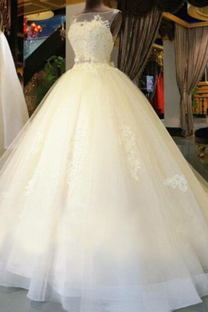 Spannend Ärmelloses Romantisches Bodenlanges Brautkleid mit Schleife