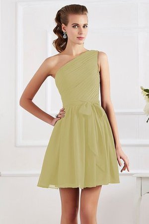 Ein Schulterfreies Chiffon A-Line Mini Brautjungfernkleid ohne Ärmeln