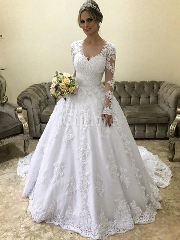 Hinreißend Anständiges Romantisches Elegantes Brautkleid mit V-Ausschnitt